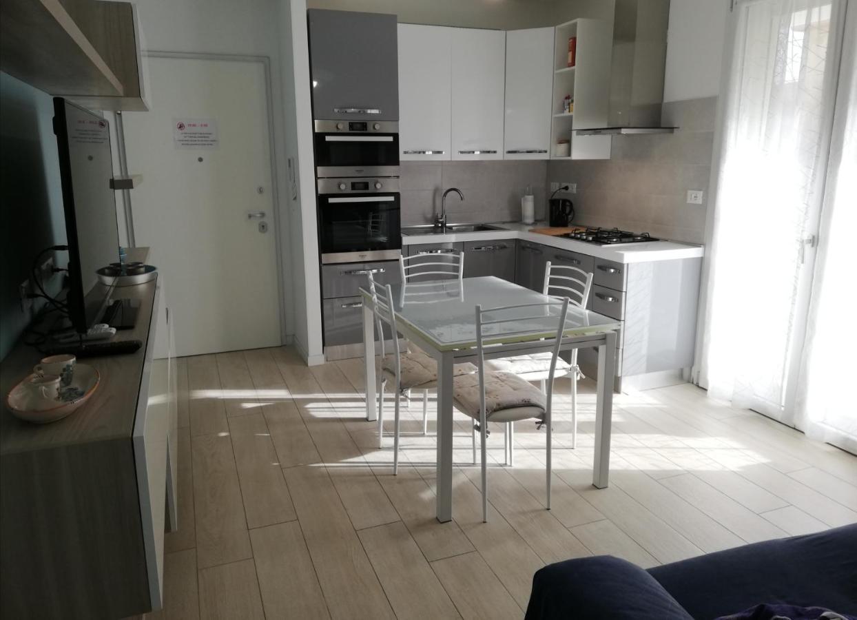 Nuovissimo Appartamento Con Terrazza อาลเกโร ภายนอก รูปภาพ